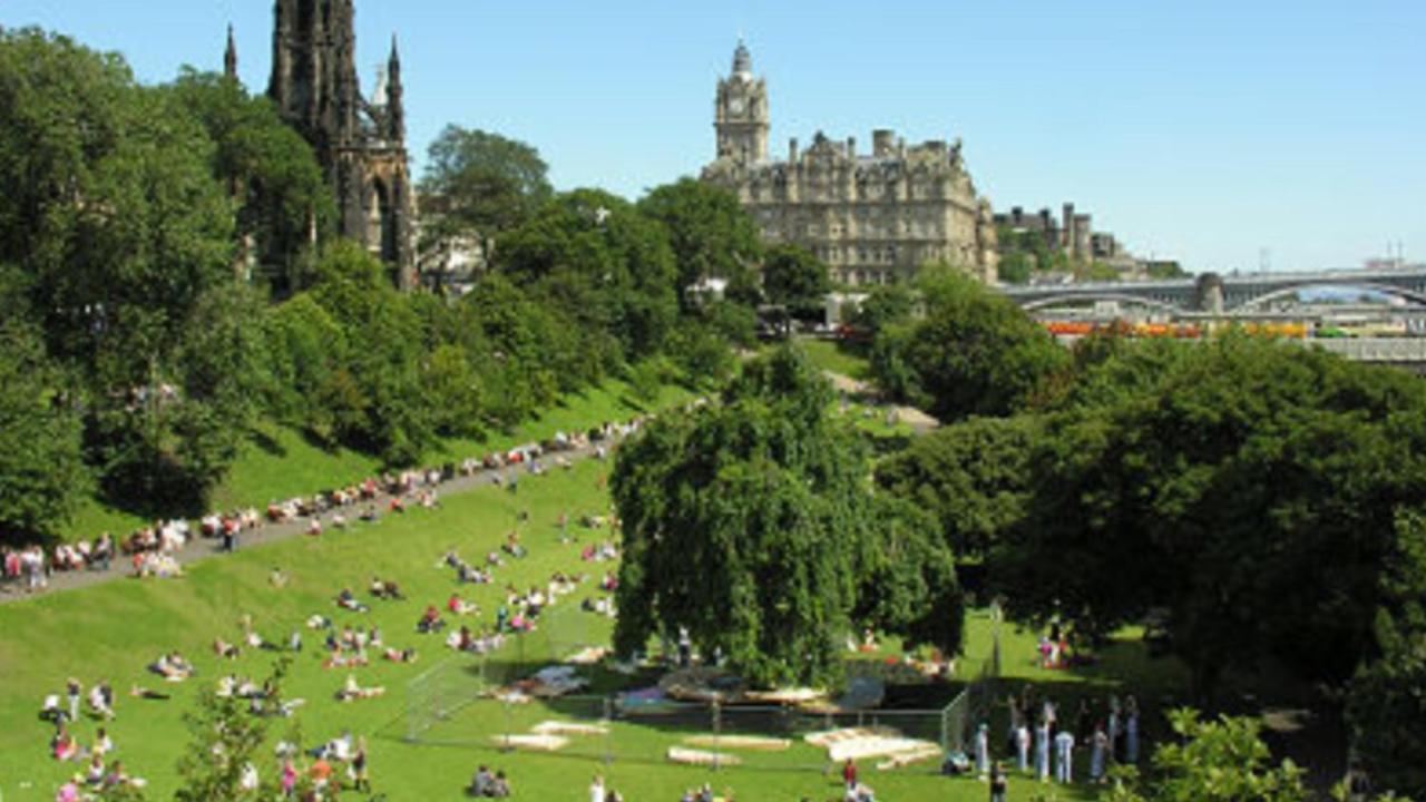 The Bonnie Bide Awa' Daire Edinburgh Dış mekan fotoğraf